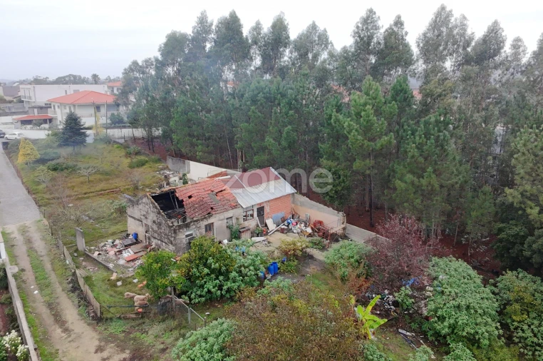 Moradia T1 para Venda em Gondifelos, Cavalões e Outiz Foto 9