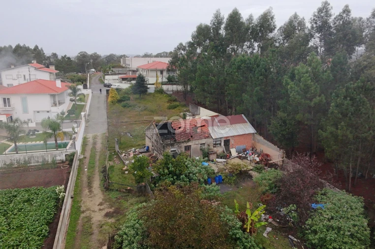 Moradia T1 para Venda em Gondifelos, Cavalões e Outiz Foto 8