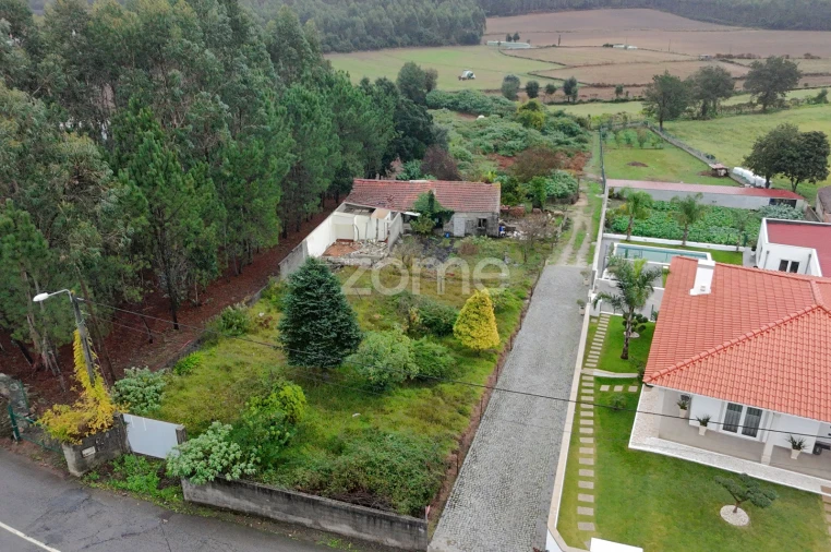 Moradia T1 para Venda em Gondifelos, Cavalões e Outiz Foto 16