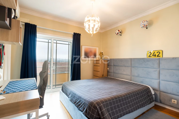 Moradia T3 para Venda em Campo e Sobrado Foto 15