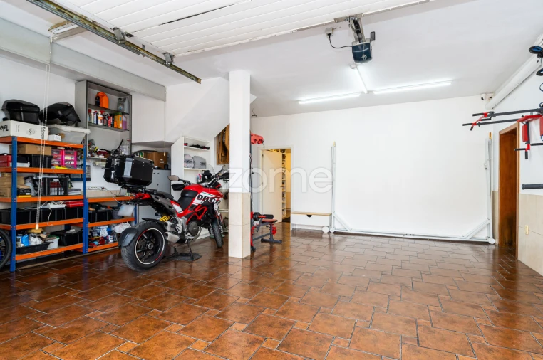 Moradia T3 para Venda em Campo e Sobrado Foto 23