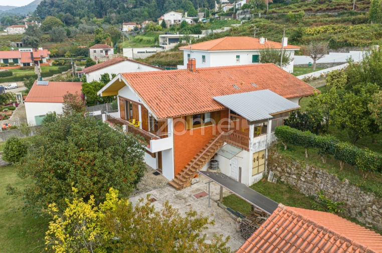 Moradia T4 para Venda em Gondarem Foto 28