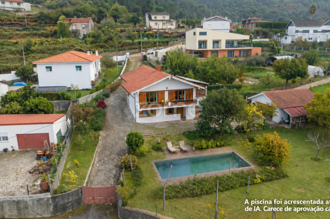 Moradia T4 para Venda em Gondarem Foto 33