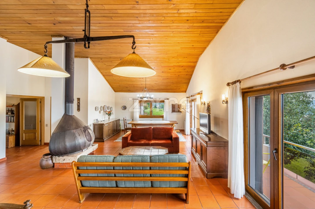 Moradia T4 para Venda em Gondarem Foto 7