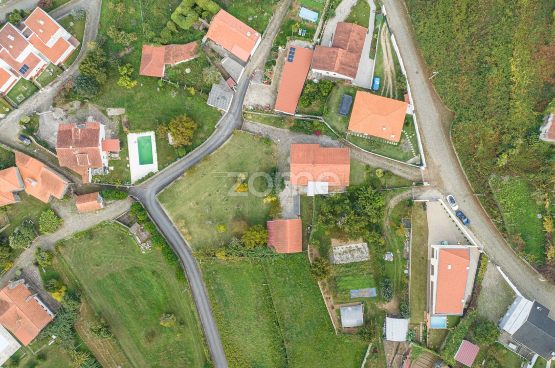 Moradia T4 para Venda em Gondarem Foto 25