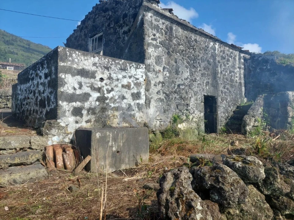 Moradia T2 para Venda em São Caetano Foto 1