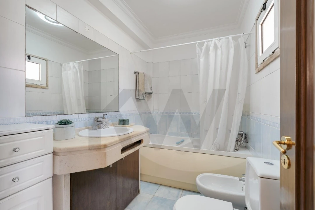 Moradia T3 para Venda em Venda do Pinheiro e Santo Estêvão das Galés Foto 29