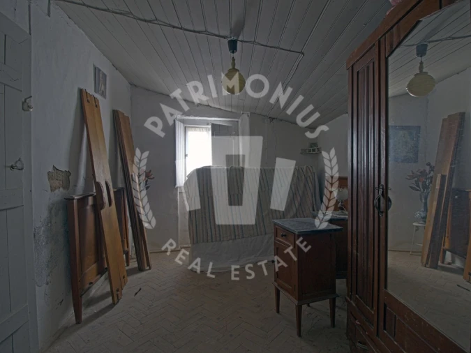 Moradia T2 para Venda em Carvoeira e Carmões Foto 11