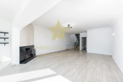 Moradia T3 para Venda em Carcavelos e Parede