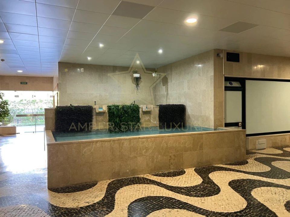 Apartamento T1 para Venda em Quarteira Foto 11