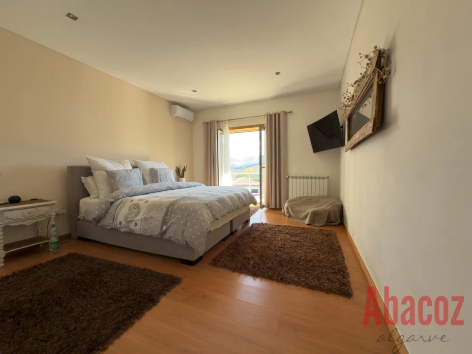 Moradia T3 para Venda em Azias Foto 10