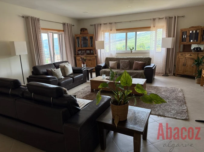 Moradia T3 para Venda em Azias Foto 4