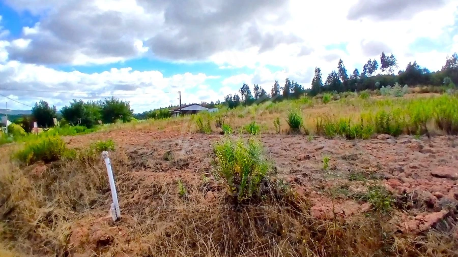 Terreno para Venda em Campelos e Outeiro da Cabeça Foto 10