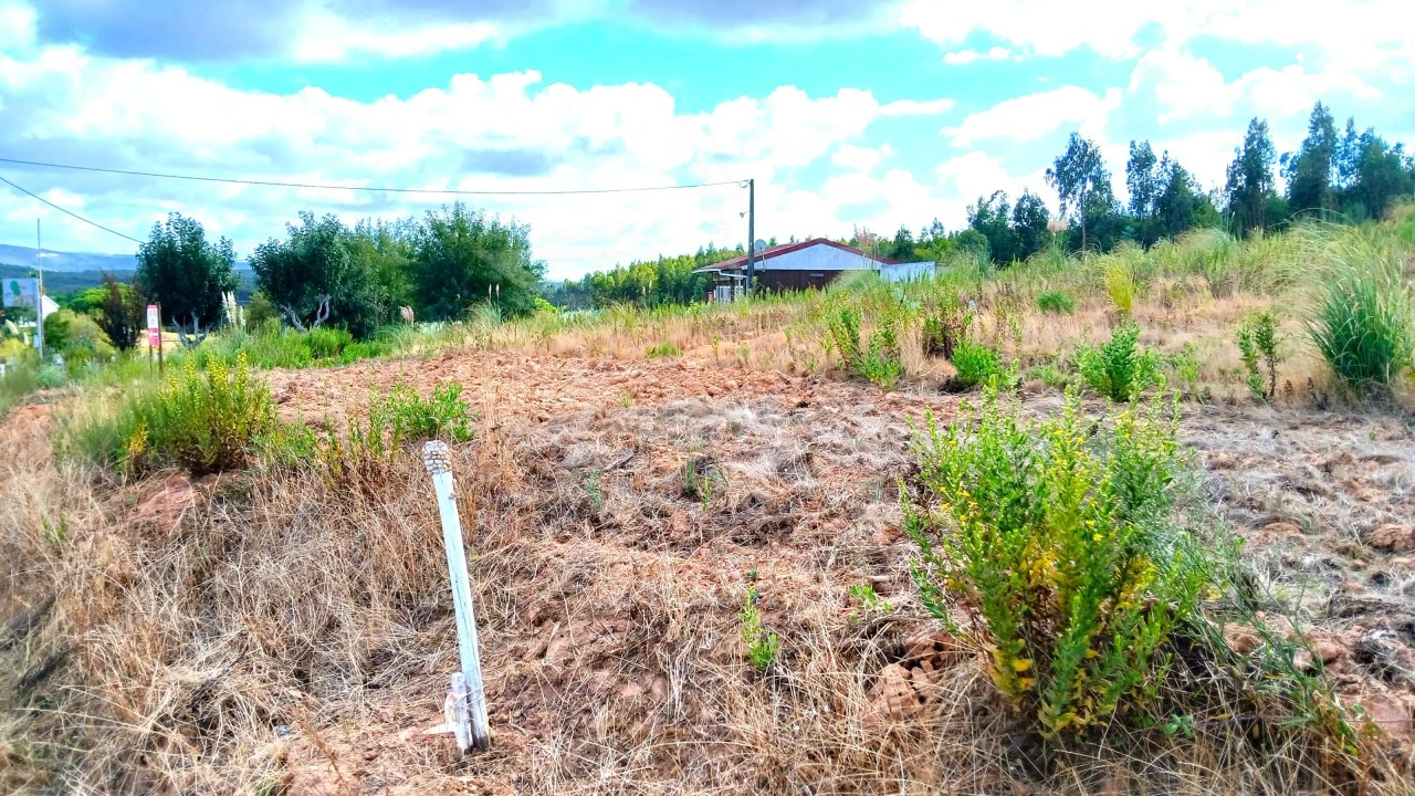 Terreno para Venda em Campelos e Outeiro da Cabeça Foto 8