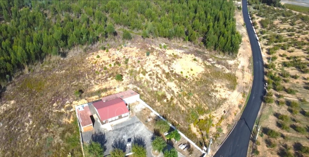 Terreno para Venda em Campelos e Outeiro da Cabeça Foto 17