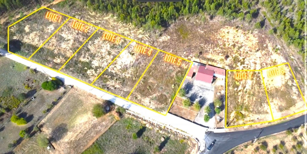 Terreno para Venda em Campelos e Outeiro da Cabeça Foto 19