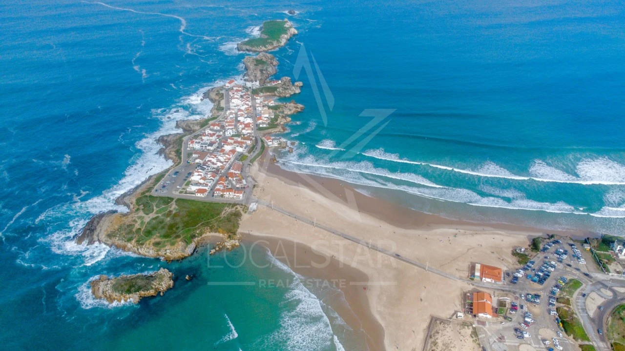 Moradia T4 para Venda em Santa Maria, São Pedro e Sobral da Lagoa Foto 20