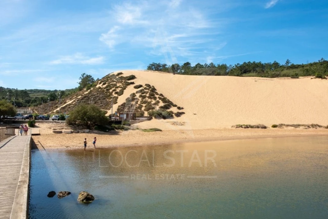 Moradia T4 para Venda em Santa Maria, São Pedro e Sobral da Lagoa Foto 32