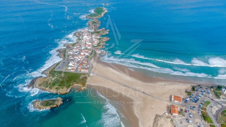 Moradia T4 para Venda em Santa Maria, São Pedro e Sobral da Lagoa Foto 20