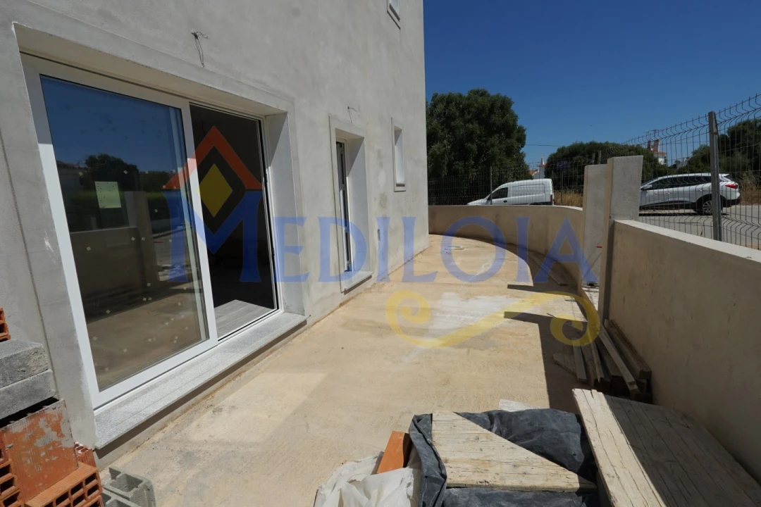 Moradia T3 para Venda em Altura Foto 5