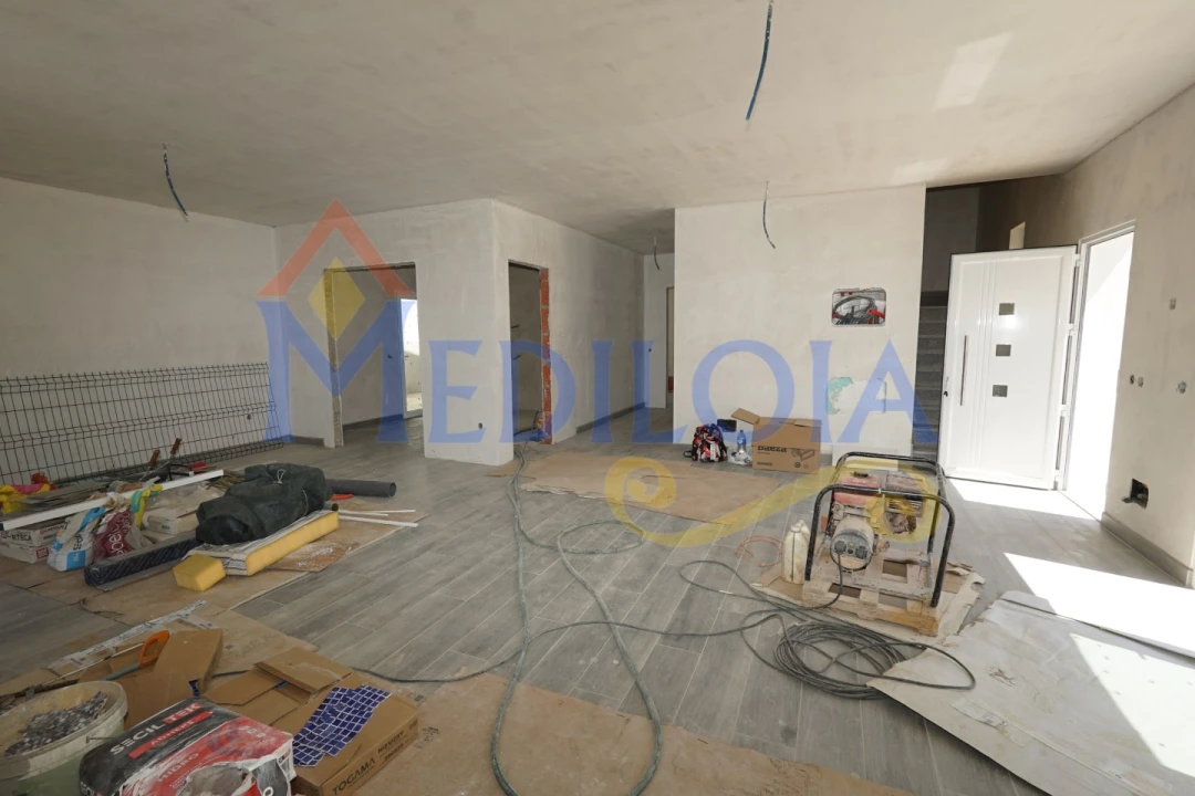 Moradia T3 para Venda em Altura Foto 6