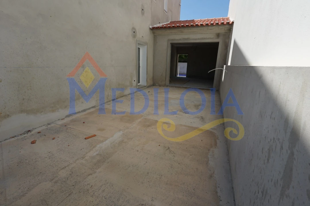 Moradia T3 para Venda em Altura Foto 24