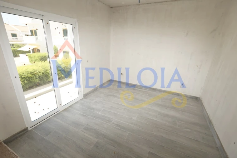 Moradia T3 para Venda em Altura Foto 12