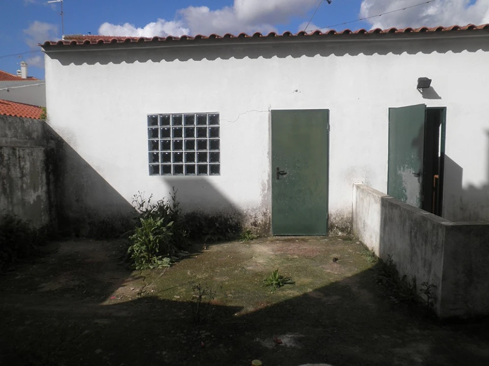 Garagem para Venda em Ponte de Sor, Tramaga e Vale de Açor Foto 5