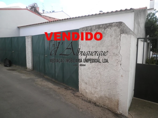 Garagem para Venda em Ponte de Sor, Tramaga e Vale de Açor Foto 1