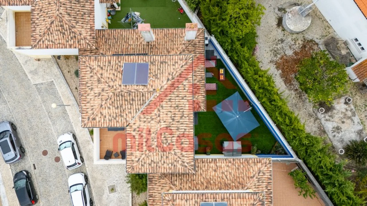 Moradia T4 para Venda em Carvalhal Foto 38