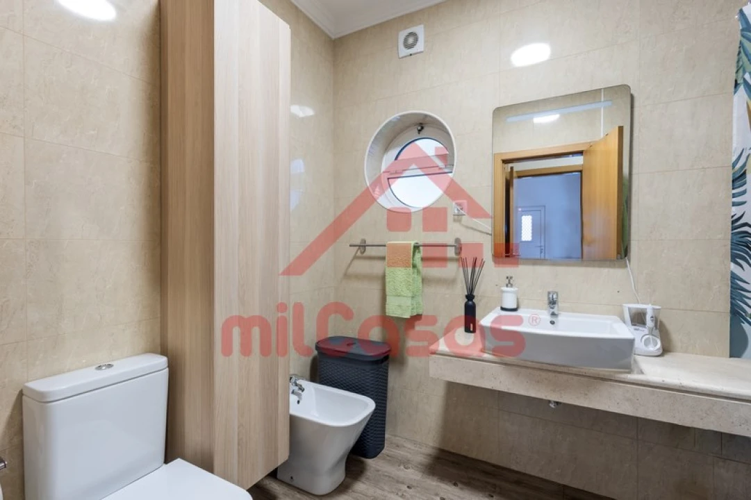 Moradia T4 para Venda em Carvalhal Foto 5