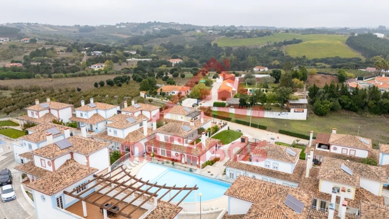 Moradia T4 para Venda em Carvalhal Foto 42