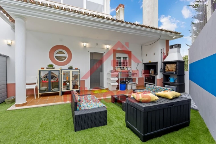 Moradia T4 para Venda em Carvalhal Foto 25