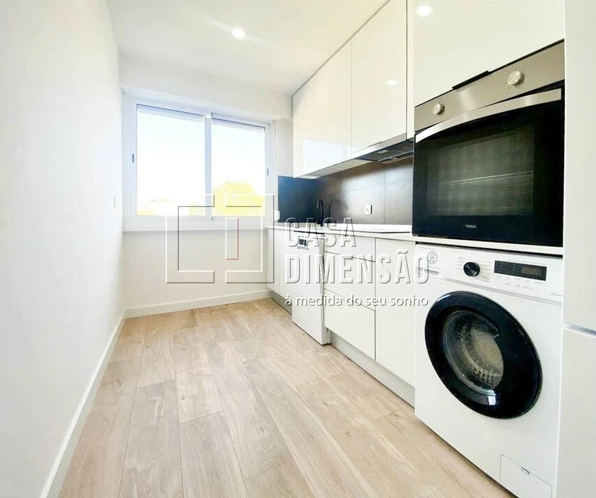 Apartamento T3 para Venda em Odivelas Foto 5