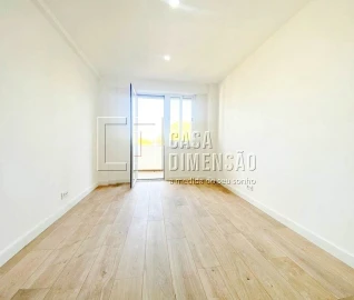 Apartamento T3 para Venda em Odivelas
