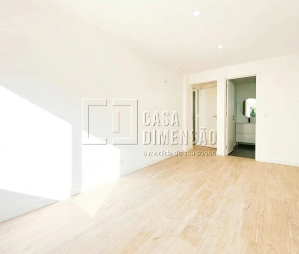 Apartamento T3 para Venda em Odivelas Foto 13