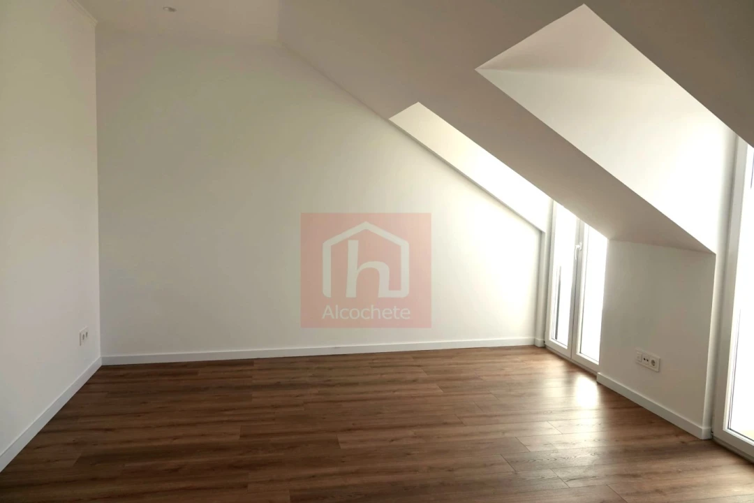 Apartamento T3 para Venda em Alcochete Foto 18