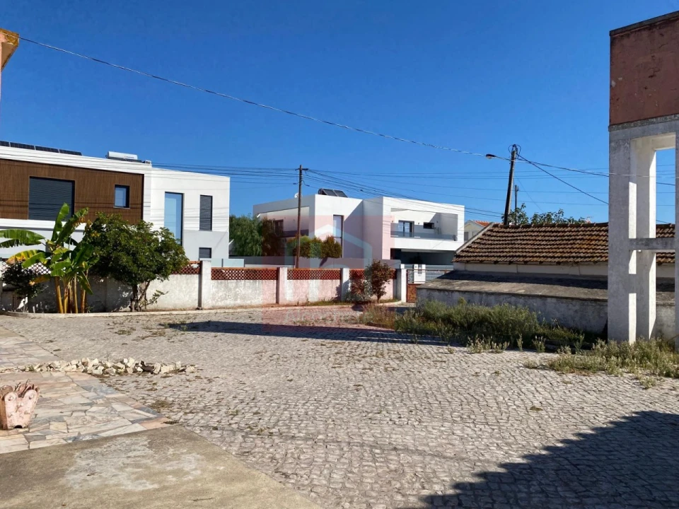 Moradia T2 para Venda em Atalaia e Alto Estanqueiro-Jardia Foto 8