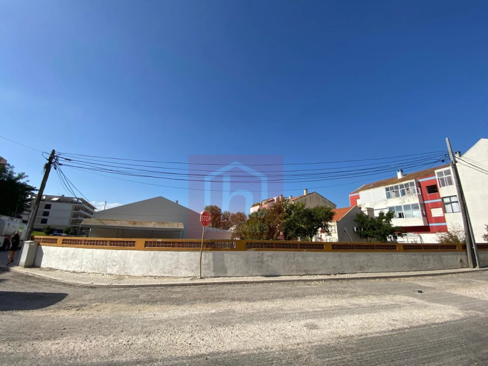 Terreno para Venda em Alcochete Foto 3