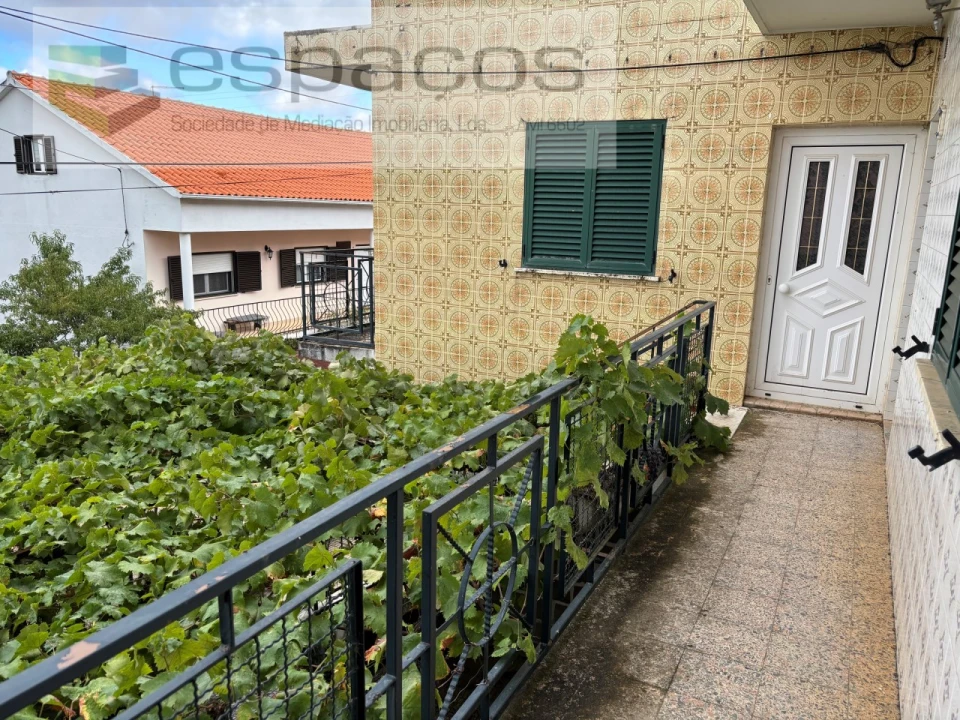 Moradia T4 para Venda em Lavacolhos Foto 17