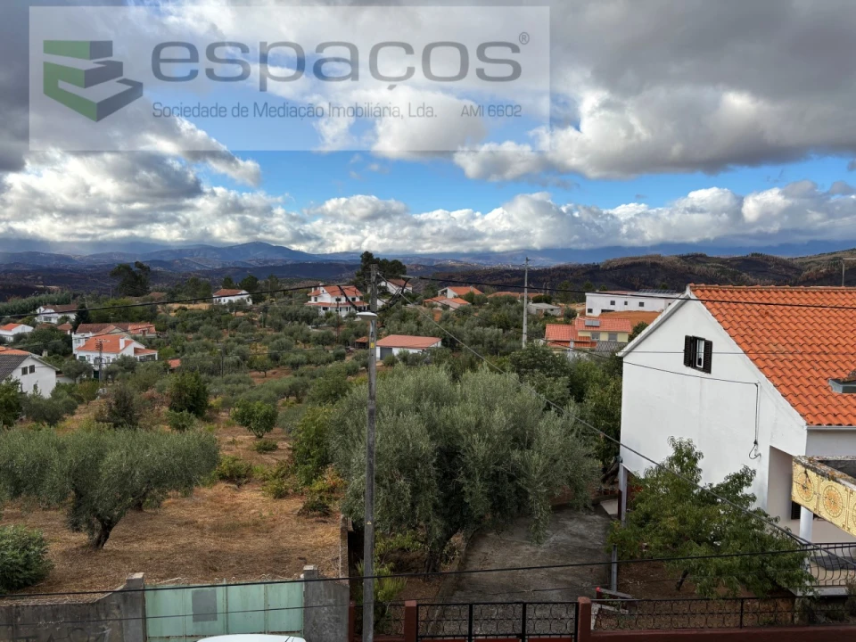 Moradia T4 para Venda em Lavacolhos Foto 34