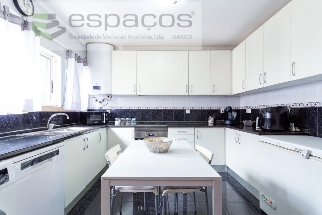 Moradia T3 para Venda em Santa Iria de Azoia, São João da Talha e Bobadela Foto 6