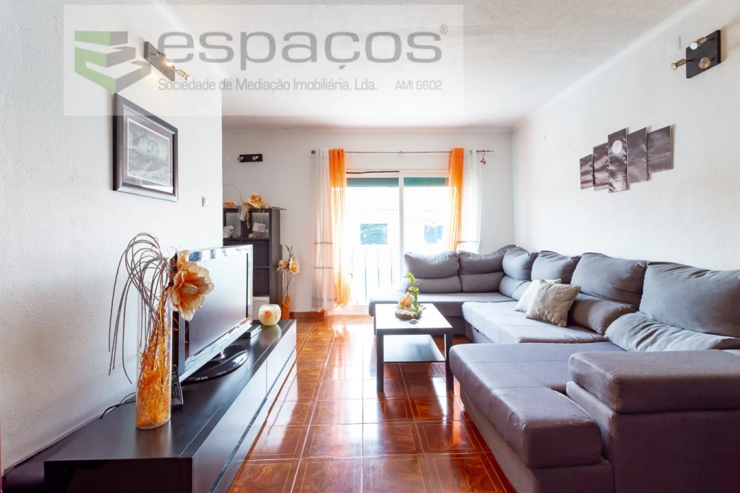 Moradia T3 para Venda em Santa Iria de Azoia, São João da Talha e Bobadela Foto 7