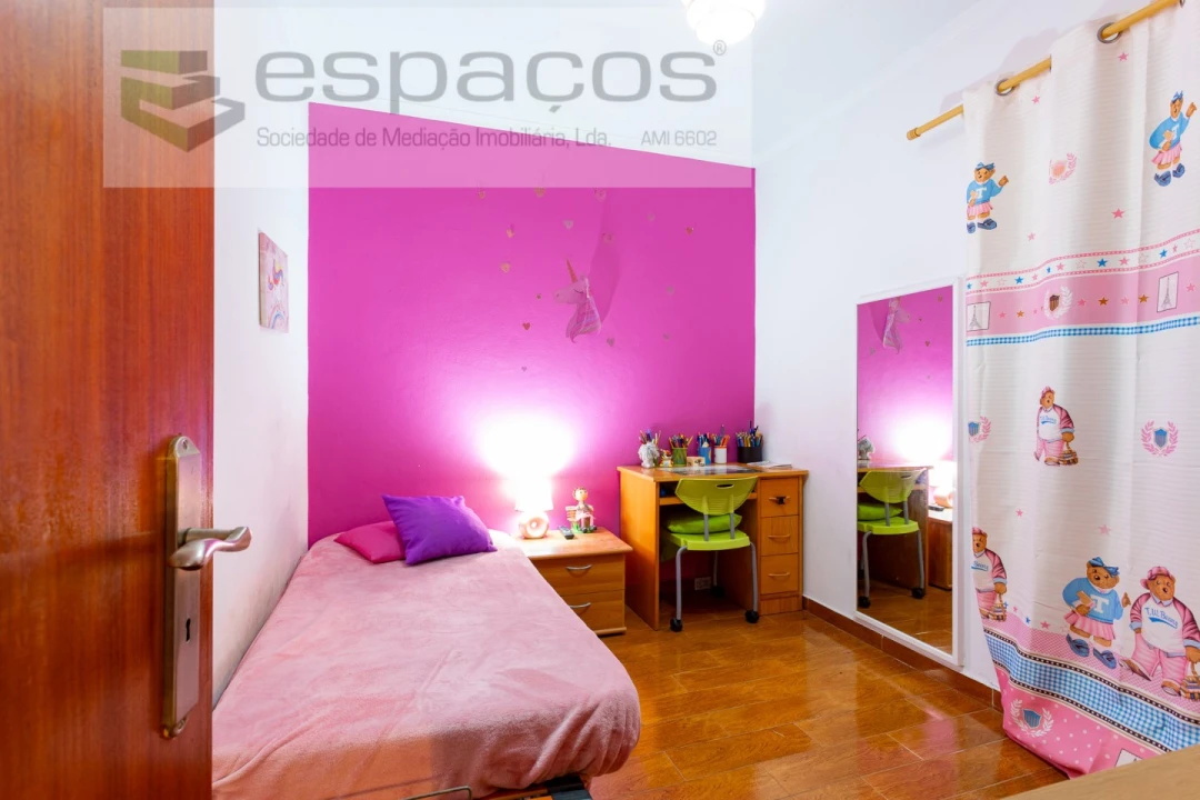 Moradia T3 para Venda em Santa Iria de Azoia, São João da Talha e Bobadela Foto 13