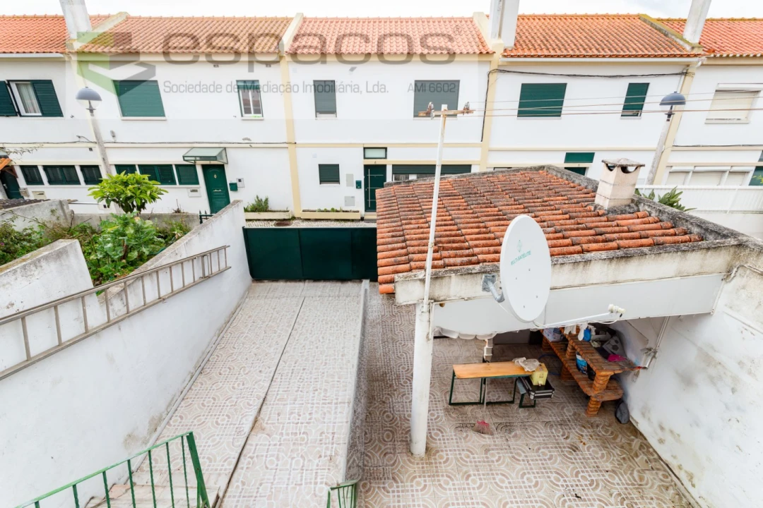 Moradia T3 para Venda em Santa Iria de Azoia, São João da Talha e Bobadela Foto 1