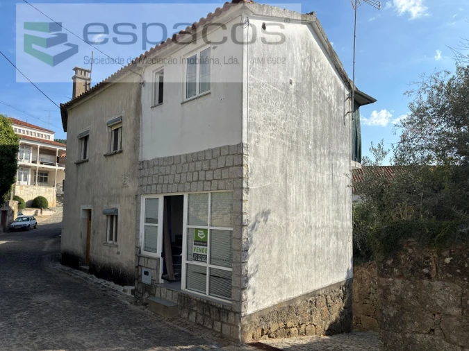 Moradia T1 para Venda em Vale de Prazeres e Mata da Rainha Foto 1