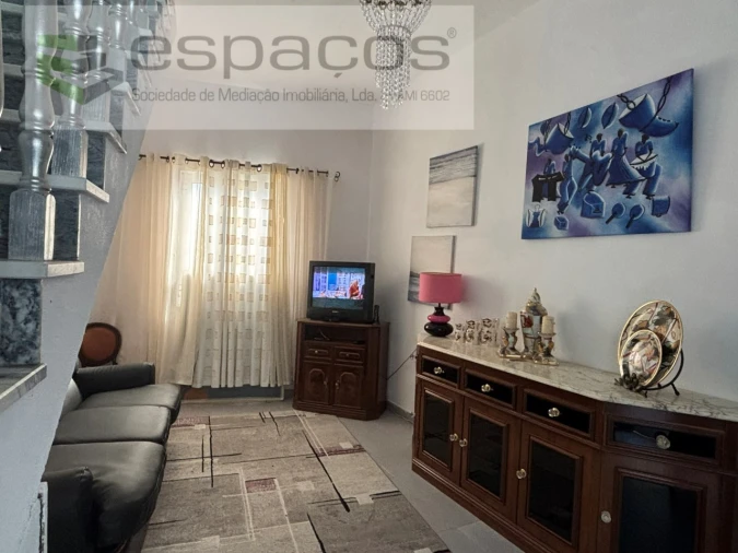 Moradia T1 para Venda em Vale de Prazeres e Mata da Rainha Foto 3