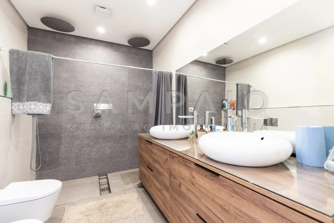 Moradia T3 para Venda em Baguim do Monte (Rio Tinto) Foto 30