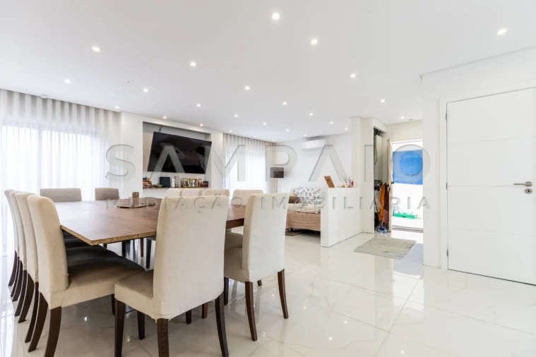 Moradia T3 para Venda em Baguim do Monte (Rio Tinto) Foto 11