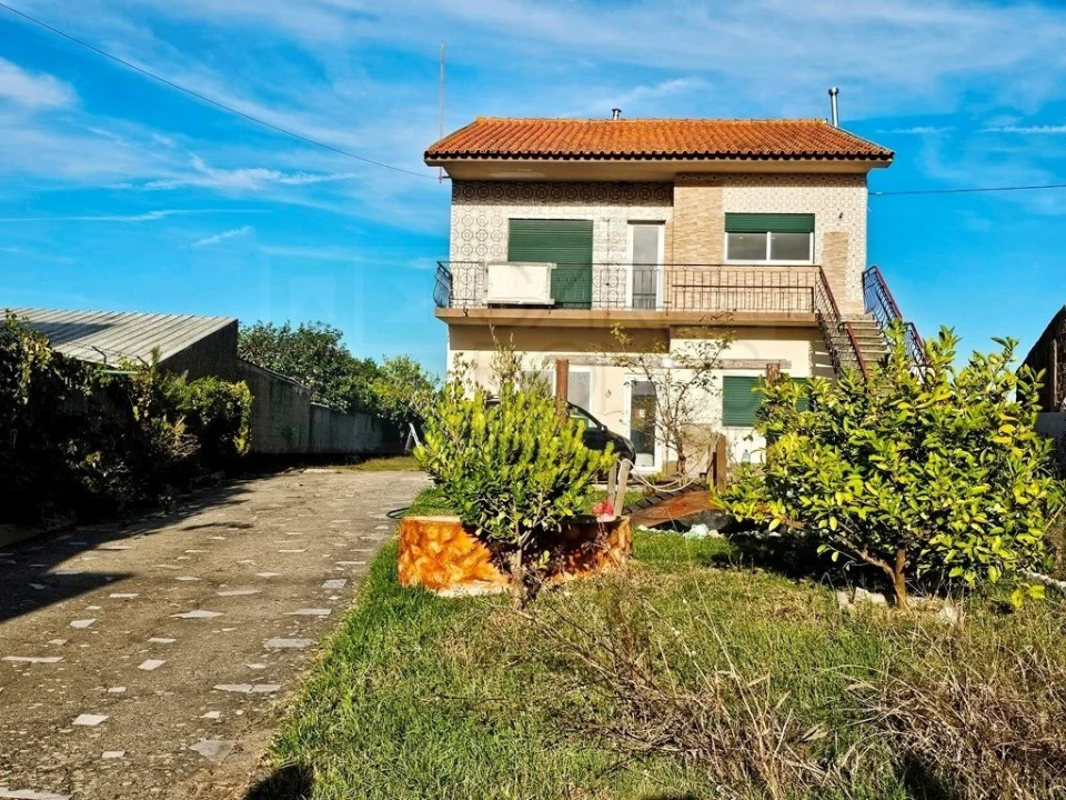 Moradia T4 para Venda em Lavos Foto 45